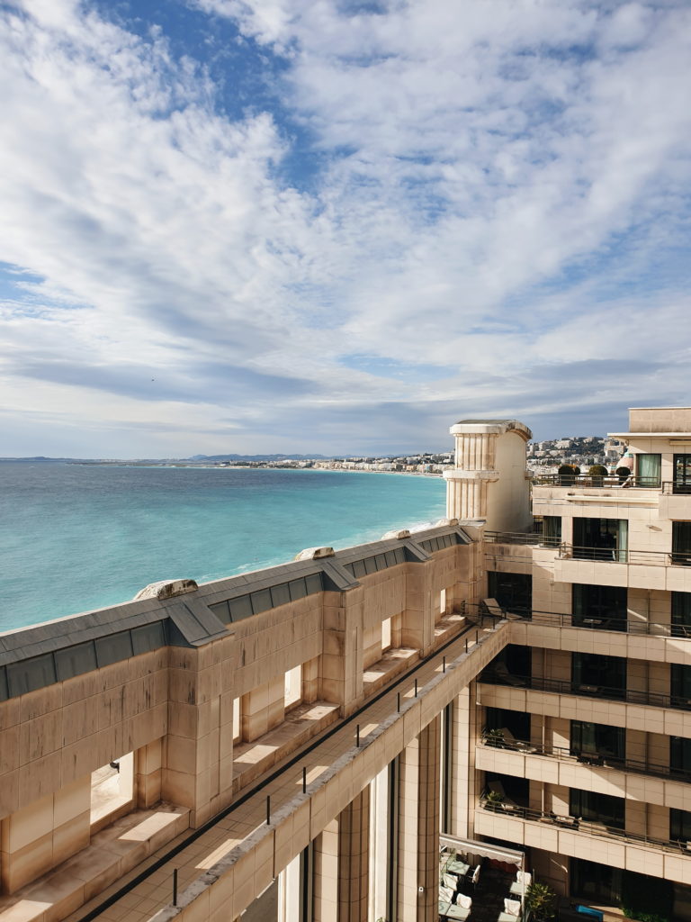 Une Nuit De Rêve Au Hyatt Regency Nice Palais De La Méditerranée ...